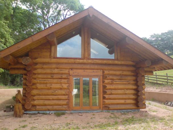  3 bed,Log House Image